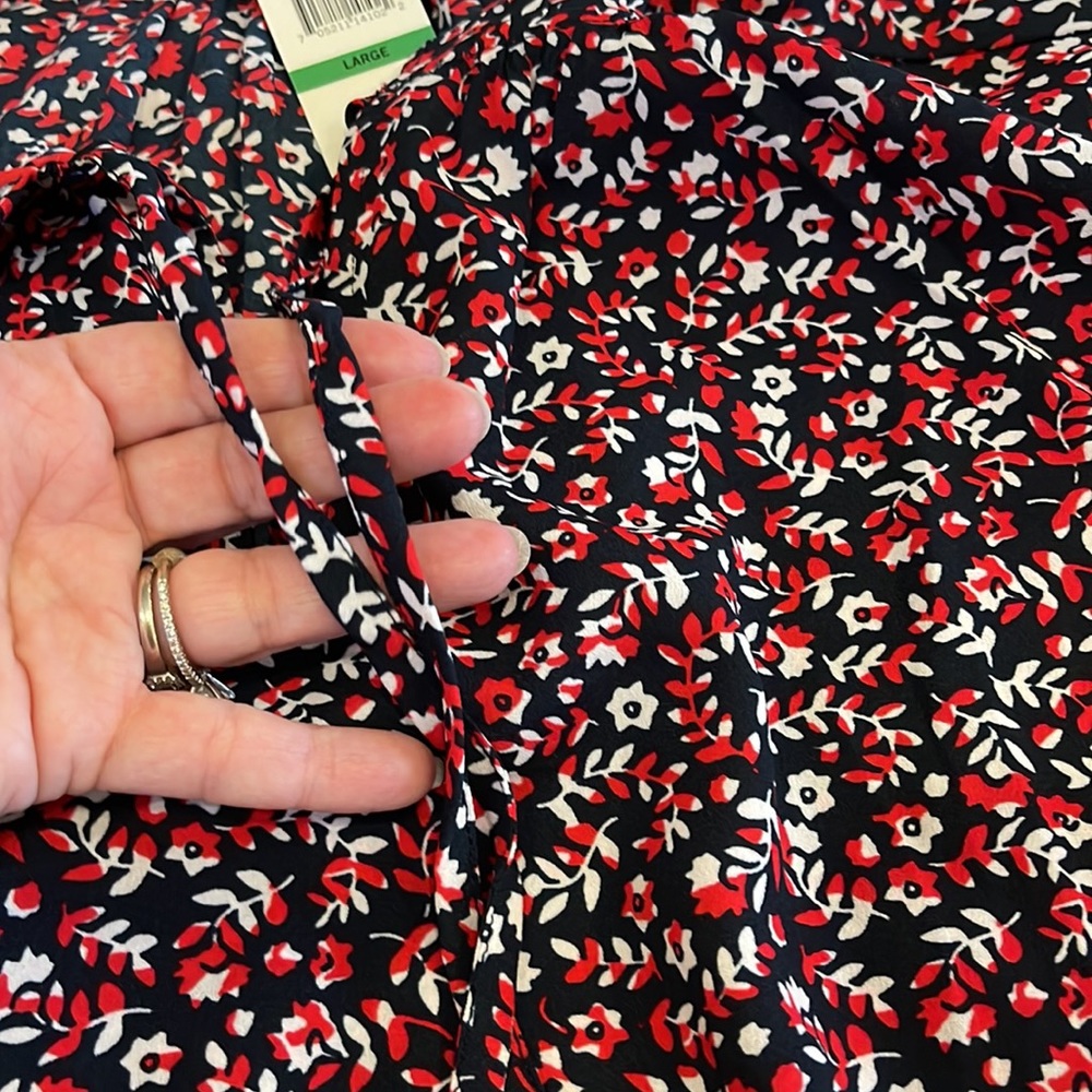 NWT Nautica woman’s red white and blue blouse. Size L. - Picture 2 of 6